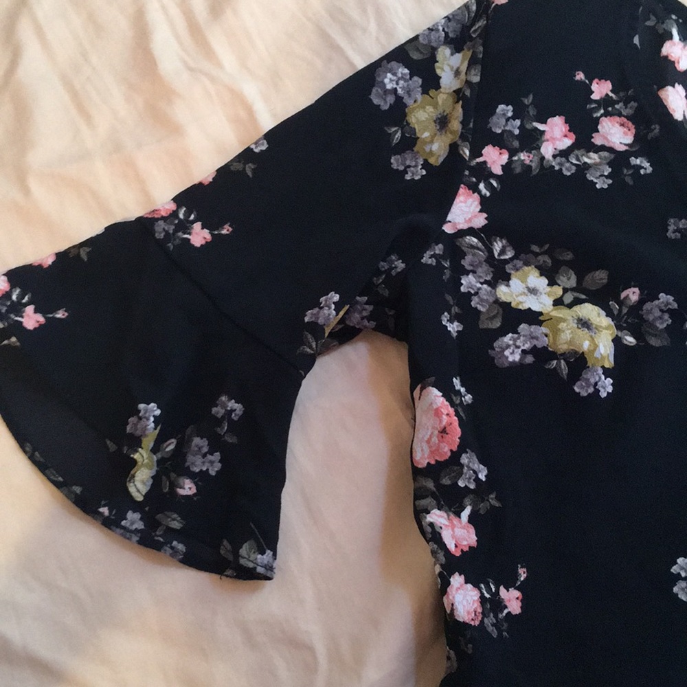 Topshop Petite Floral ruched crop blouse - Picture 6 of 8